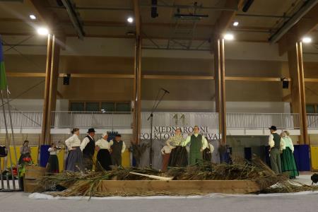 11. MEDNARODNI FOLKLORNI FESTIVAL RAKEK 61 FOTO LJUBO VUKELIČ